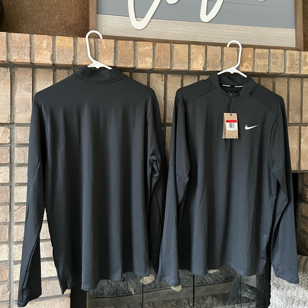 Nike half zip NWT